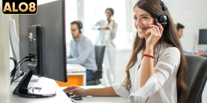 ALO8 – Trang BERITABAHASAINGGRIS Chính Thức Của ALO8 > Đăng Ký Ngay Nhận 88K 13 Đội ngũ CSKH luôn làm hài lòng mọi thành viên